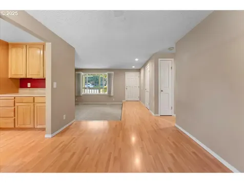 5107 NW Daniels Street Vancouver WA 98663