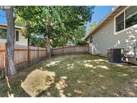 19960 SW Meadowbrook Court Beaverton OR 97078