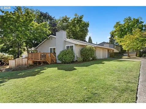 19960 SW Meadowbrook Court Beaverton OR 97078