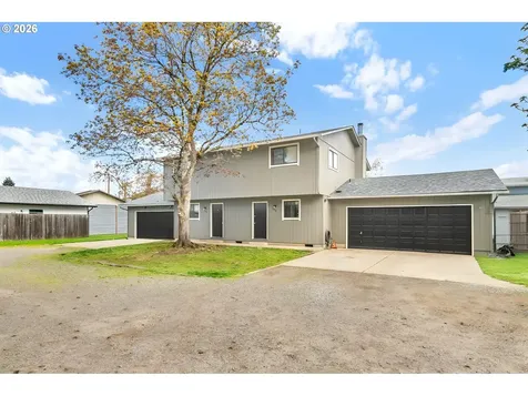 1390 R Street Springfield OR 97477
