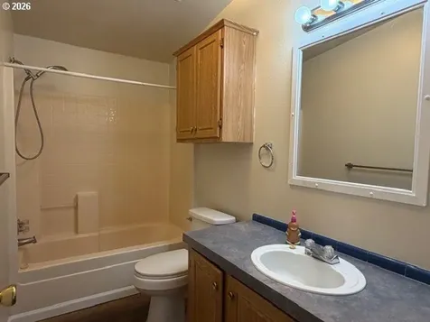157 Creekside Court Roseburg OR 97471