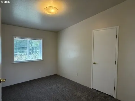 157 Creekside Court Roseburg OR 97471