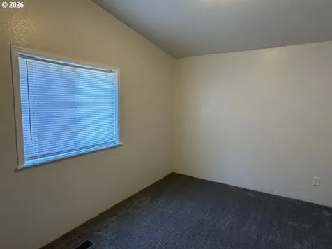 157 Creekside Court Roseburg OR 97471