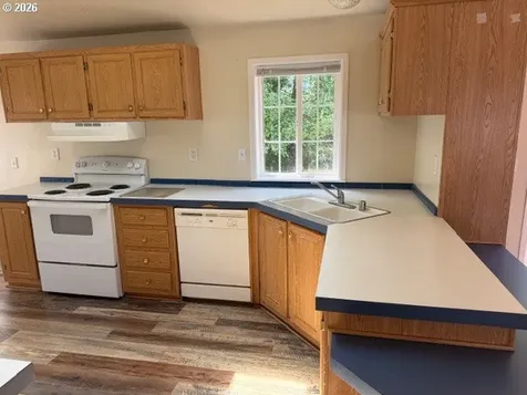 157 Creekside Court Roseburg OR 97471