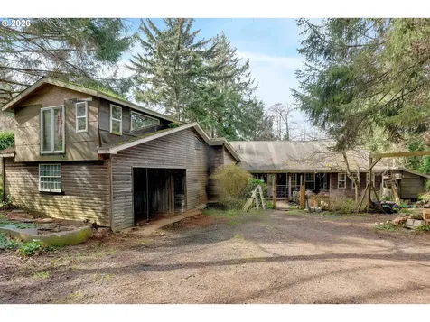 2785 NE Starr Creek Road Yachats OR 97498
