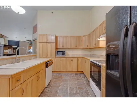 2785 NE Starr Creek Road Yachats OR 97498