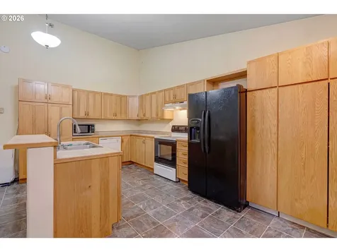2785 NE Starr Creek Road Yachats OR 97498