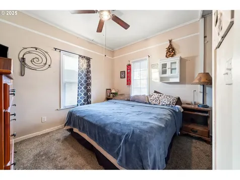 2119 E 8th Street Vancouver WA 98661