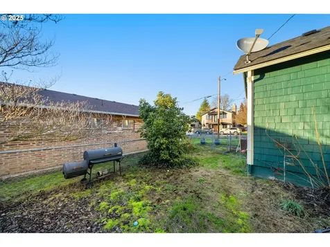 2119 E 8th Street Vancouver WA 98661