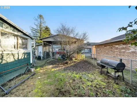 2119 E 8th Street Vancouver WA 98661