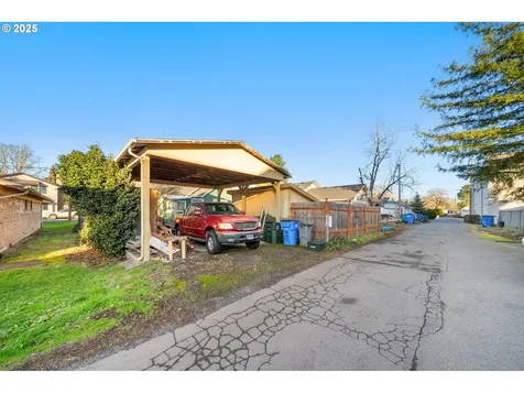 2119 E 8th Street Vancouver WA 98661