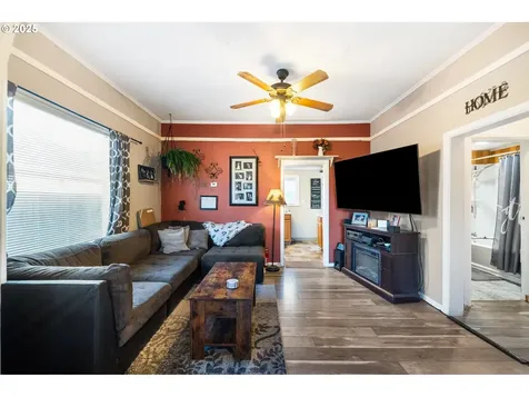 2119 E 8th Street Vancouver WA 98661