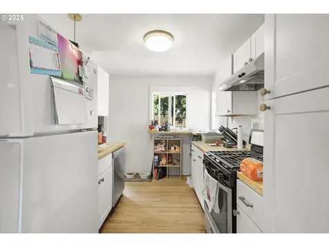 1510 W 10th Street The Dalles OR 97058