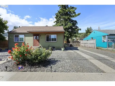 1510 W 10th Street The Dalles OR 97058