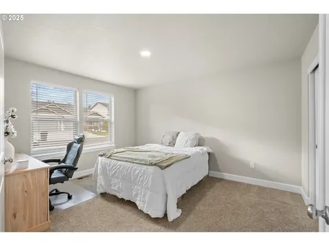1437 E Hurlburt Avenue Hermiston OR 97838