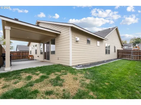 1437 E Hurlburt Avenue Hermiston OR 97838