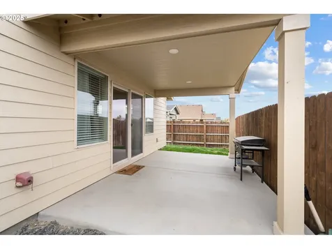 1437 E Hurlburt Avenue Hermiston OR 97838