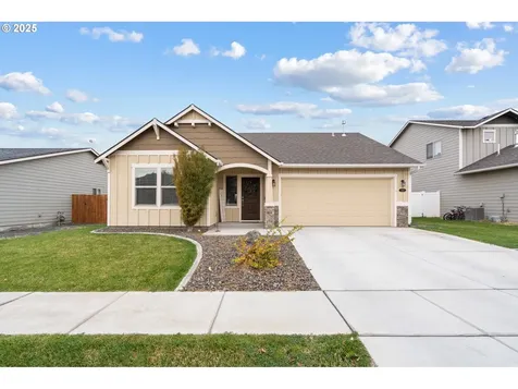 1437 E Hurlburt Avenue Hermiston OR 97838