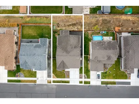 1437 E Hurlburt Avenue Hermiston OR 97838