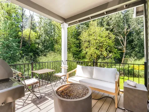 2284 NE Marionberry Lane Estacada OR 97023