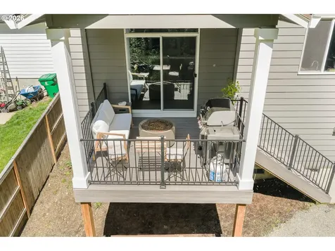 2284 NE Marionberry Lane Estacada OR 97023