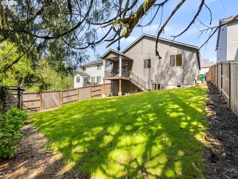 2284 NE Marionberry Lane Estacada OR 97023