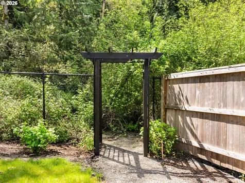 2284 NE Marionberry Lane Estacada OR 97023