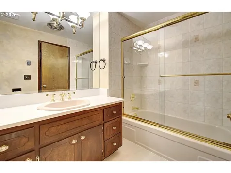 12005 NW 36th Avenue Vancouver WA 98685