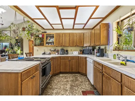 3287 Green Mountain Road Kalama WA 98625