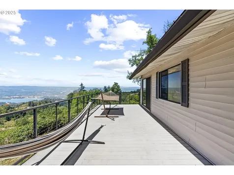 3287 Green Mountain Road Kalama WA 98625