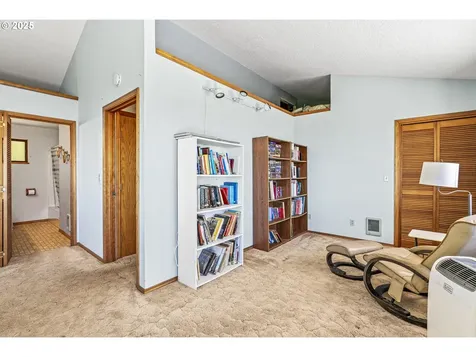 3287 Green Mountain Road Kalama WA 98625