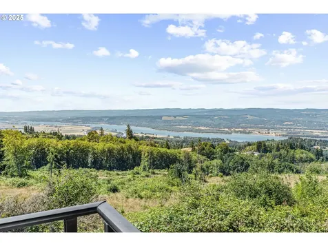 3287 Green Mountain Road Kalama WA 98625