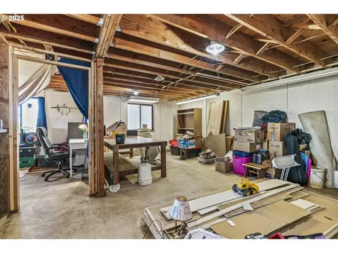 3287 Green Mountain Road Kalama WA 98625
