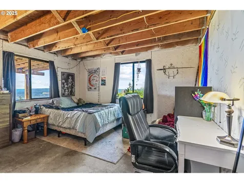 3287 Green Mountain Road Kalama WA 98625