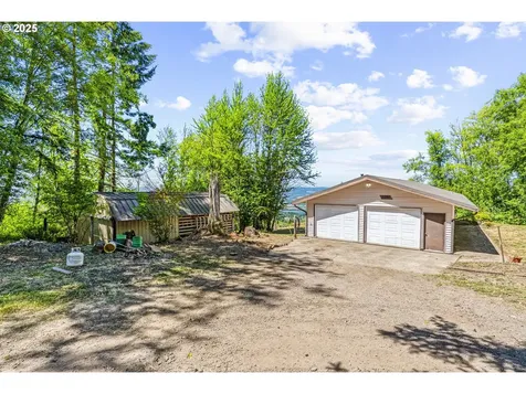 3287 Green Mountain Road Kalama WA 98625