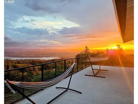 3287 Green Mountain Road Kalama WA 98625