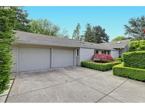 7100 SW Willowmere Drive Portland OR 97225