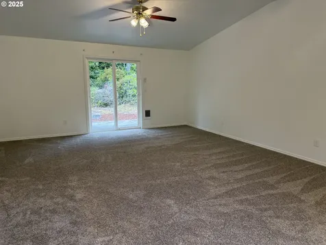 20 Park Village Drive Florence OR 97439