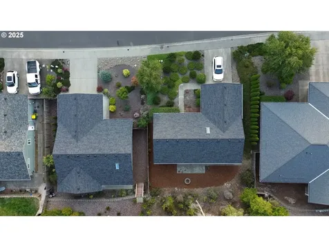 20 Park Village Drive Florence OR 97439