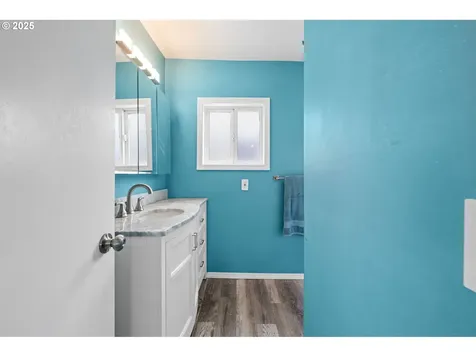881 Pacific Drive Hammond OR 97121