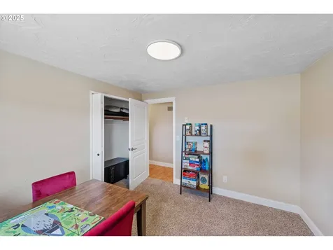1065 Fenwick Street Coos Bay OR 97420