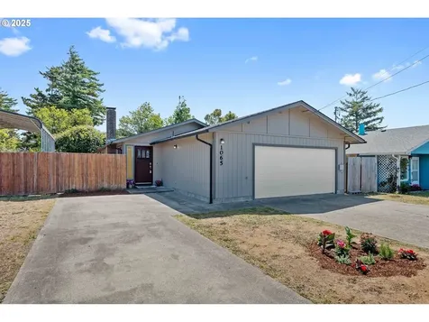 1065 Fenwick Street Coos Bay OR 97420