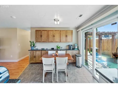 1065 Fenwick Street Coos Bay OR 97420