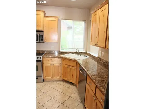 871 Marshall Avenue Medford OR 97501