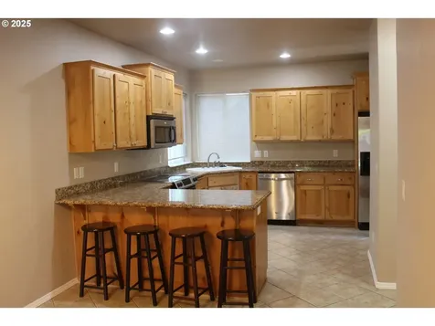 871 Marshall Avenue Medford OR 97501