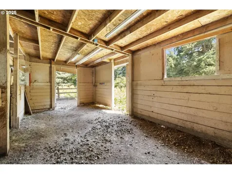 20068 S Ridge Road Oregon City OR 97045