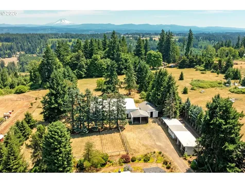 20068 S Ridge Road Oregon City OR 97045