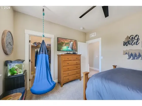 18715 SE 11th Street Vancouver WA 98683