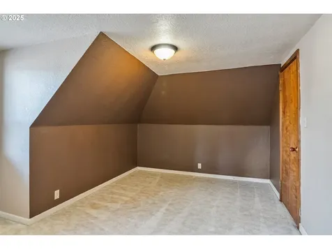 3223 NE Nichols Boulevard Longview WA 98632