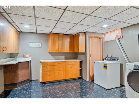 3223 NE Nichols Boulevard Longview WA 98632